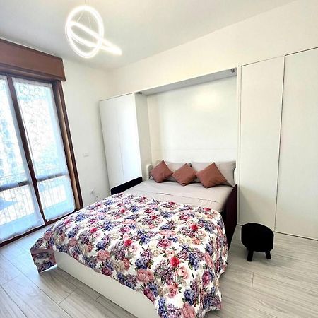 Marghespace Zona Stazione Centrale Appartamento Con Letto Matrimoniale E Bagno Mailand Exterior foto